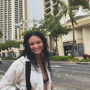 Meet your Posher, Rebekah